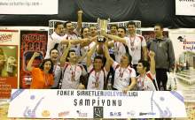 FONEX ŞİRKETLER VOLEYBOL LİGİ'NİN ŞAMPİYONU İNTEMA OLDU