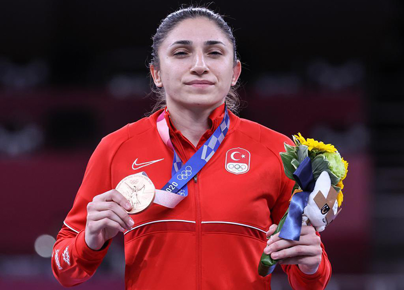TEBRİKLER MERVE ÇOBAN