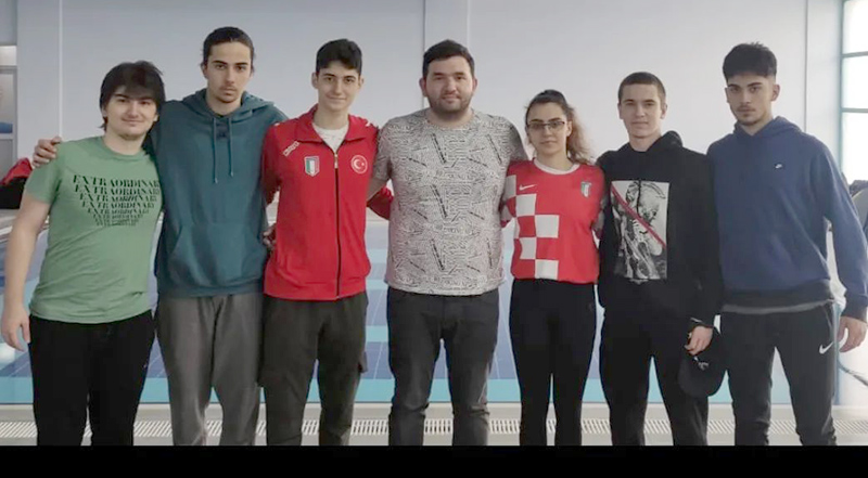 KULAÇLAR BAŞARIYA ATTI