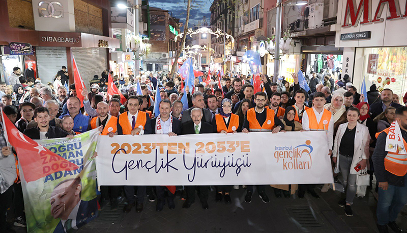 AK PARTİ’DE DURMAK YOK!
