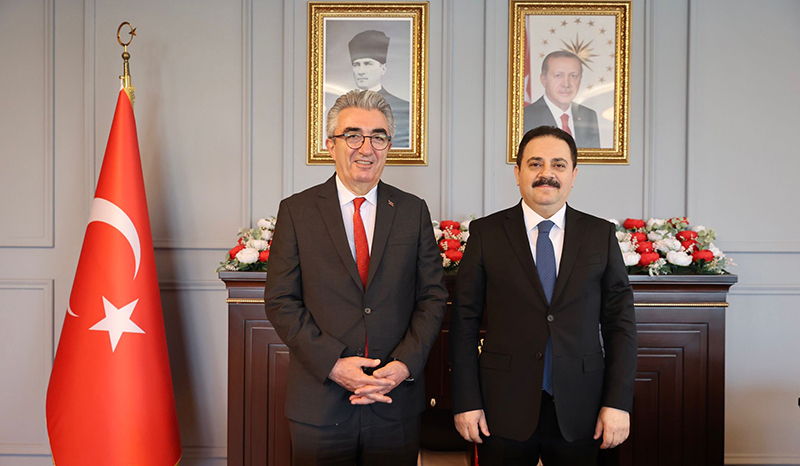 MUTLU’DAN ŞENEL’E ZİYARET