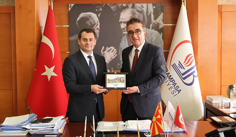 BAŞKONSOLOSTAN MUTLU’YA ZİYARET