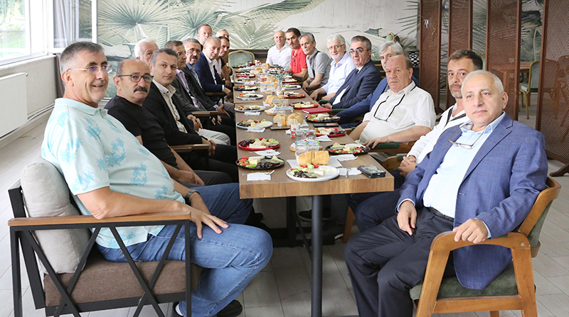 BAŞKAN MUTLU, KULÜPLERLE BULUŞTU
