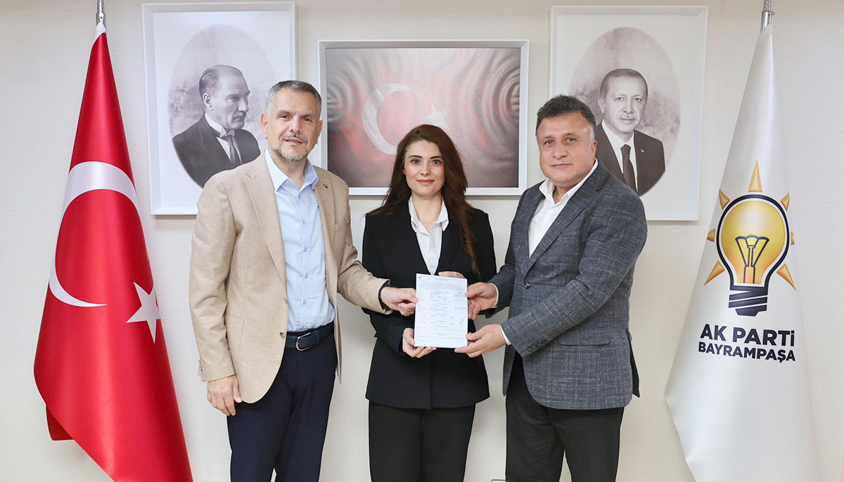 Öznur Aksoy, AK Parti’ye katıldı