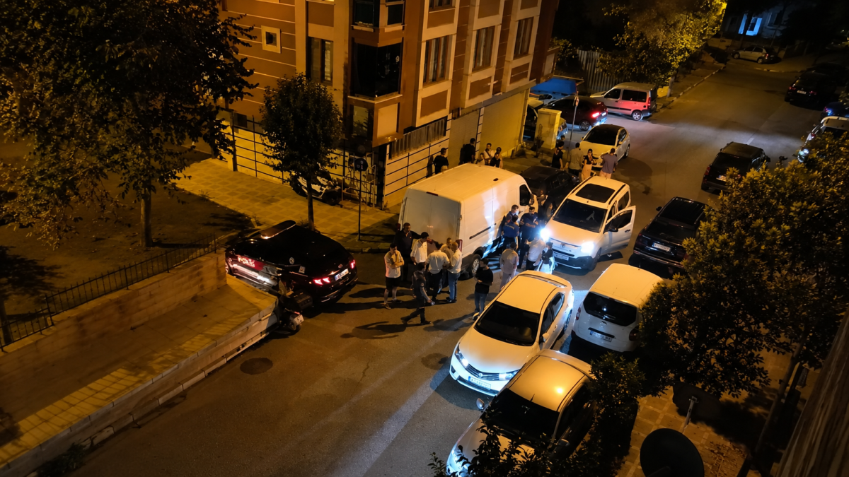Bayrampaşa'da polisten kaçan şüpheliler kaza yaptı: 1 gözaltı