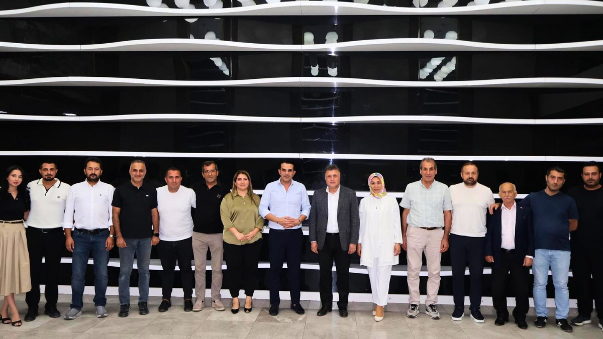 AK Parti Bayrampaşa'dan İSTAF'a ziyaret