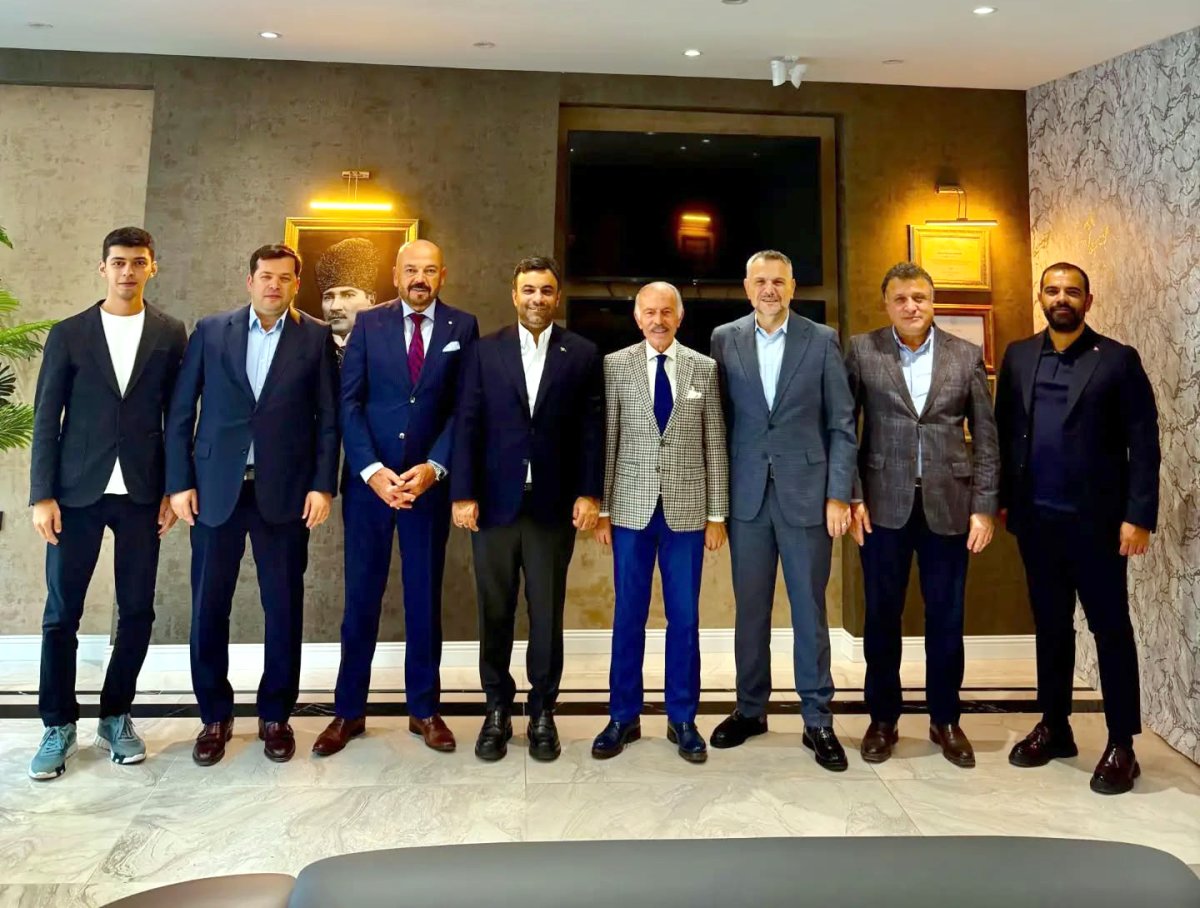 Bayrampaşa'ya değer katan iş insanı Mehdi Şeren'e ziyaret