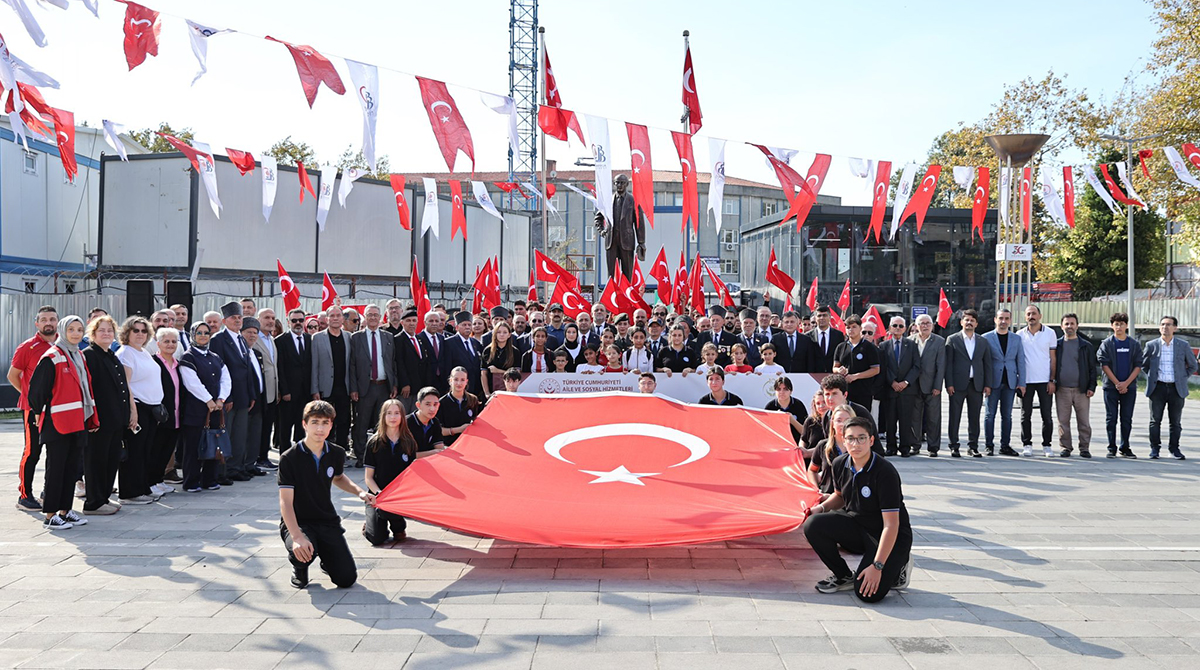 Kahramanlarla kardeşlik yolunda