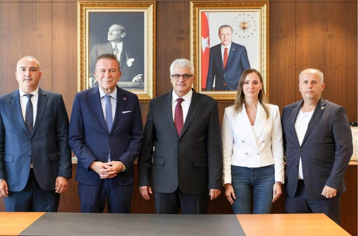 Türkiye Bosna Sancak Derneği'nden Rektör Botanlıoğlu'na hayırlı olsun ziyareti