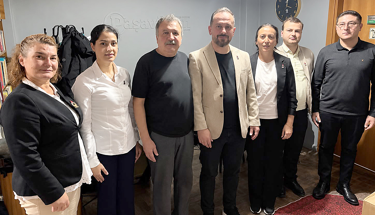Zafer Partisi Bayrampaşa’dan Paşavizyon Gazetesi’ne ziyaret
