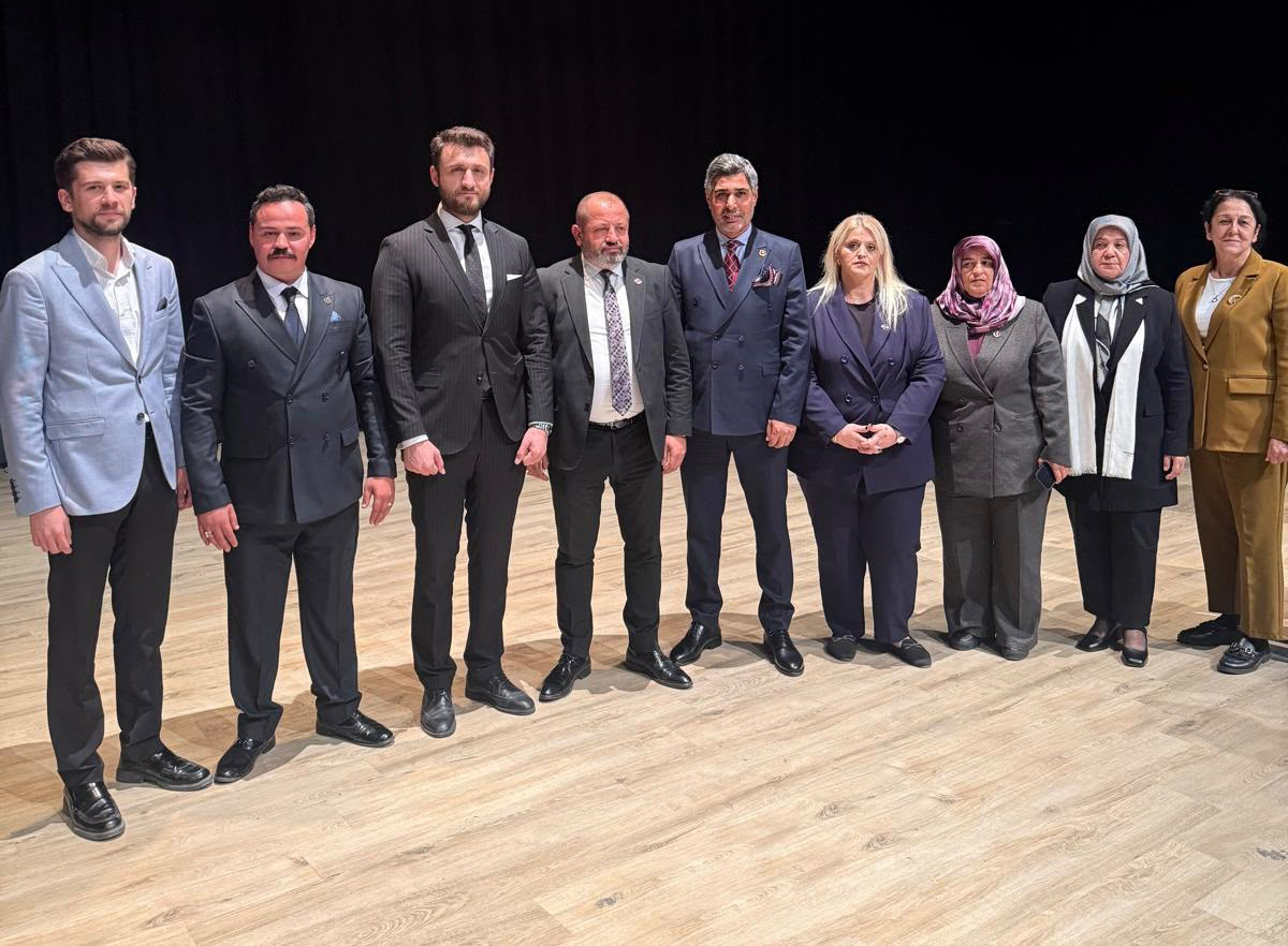 Alperen Ocakları'ndan gençleri bağımlılıktan koruyacak konferans