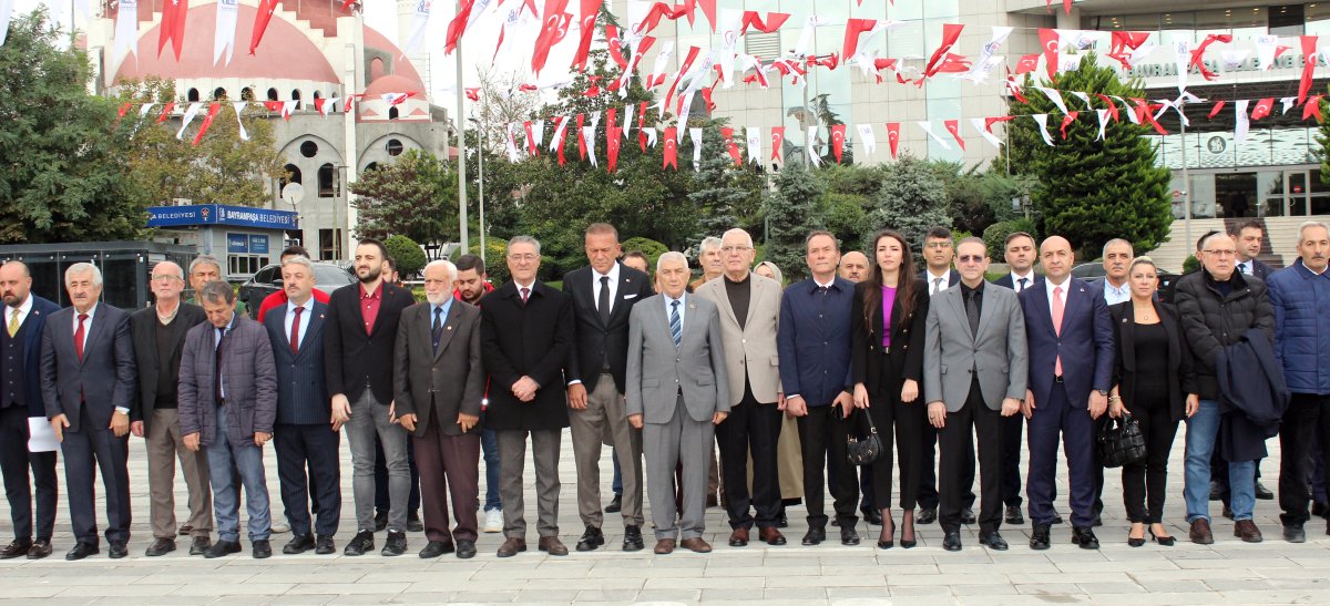 Bayrampaşa'da muhtarlar günü törenle kutlandı