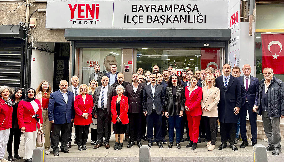 13 CHP’li Yeni Parti’ye katıldı